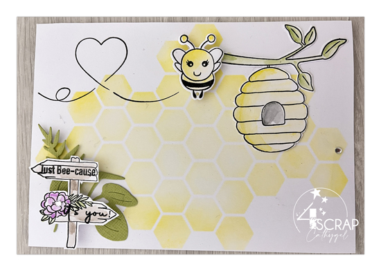Carte de scrapbooking jaune sur le thème du printemps avec des abeilles qui butinent.